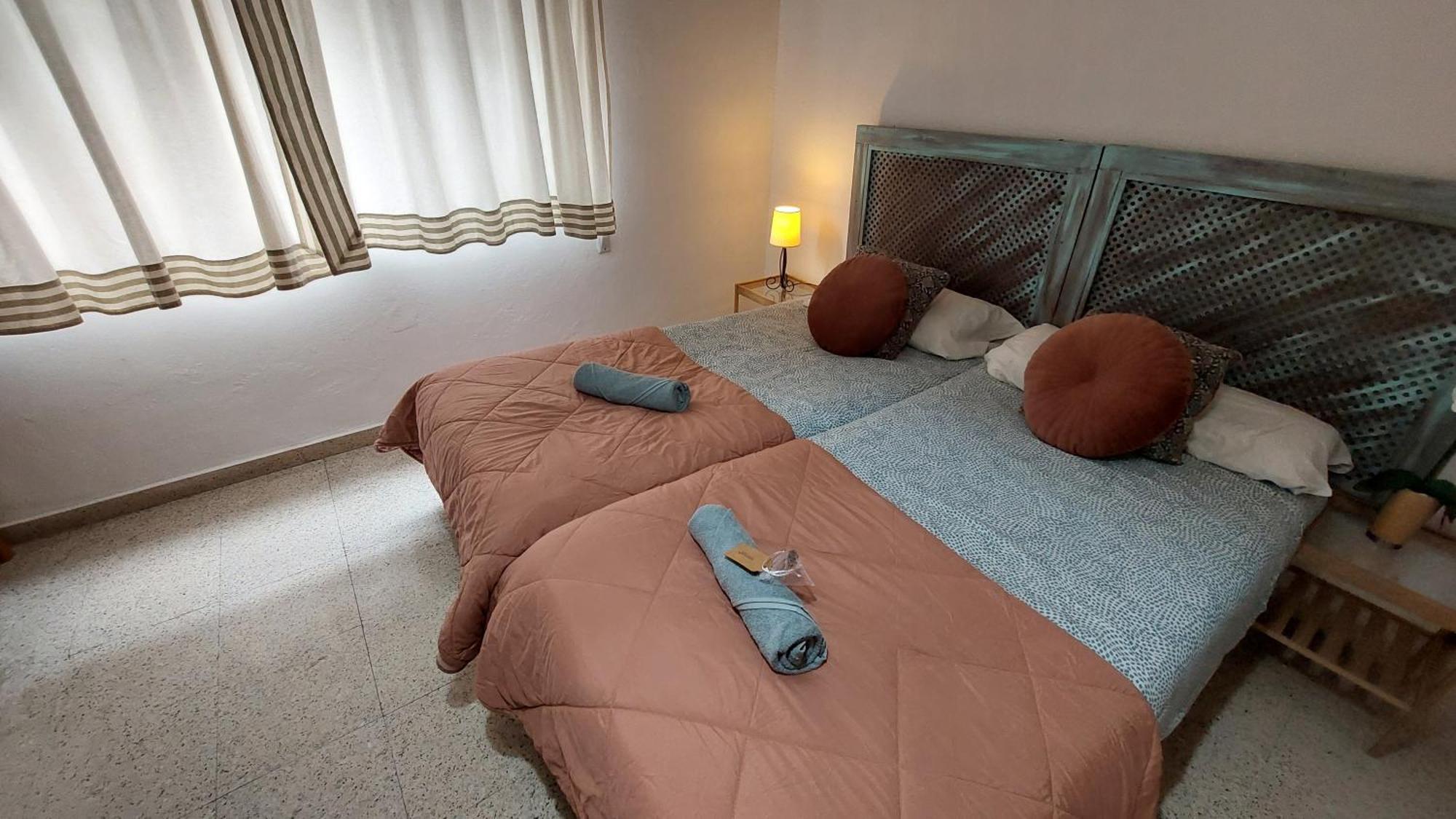 Centrico Piso Con Aparcamiento Gratuito Apartment Гранада Екстериор снимка